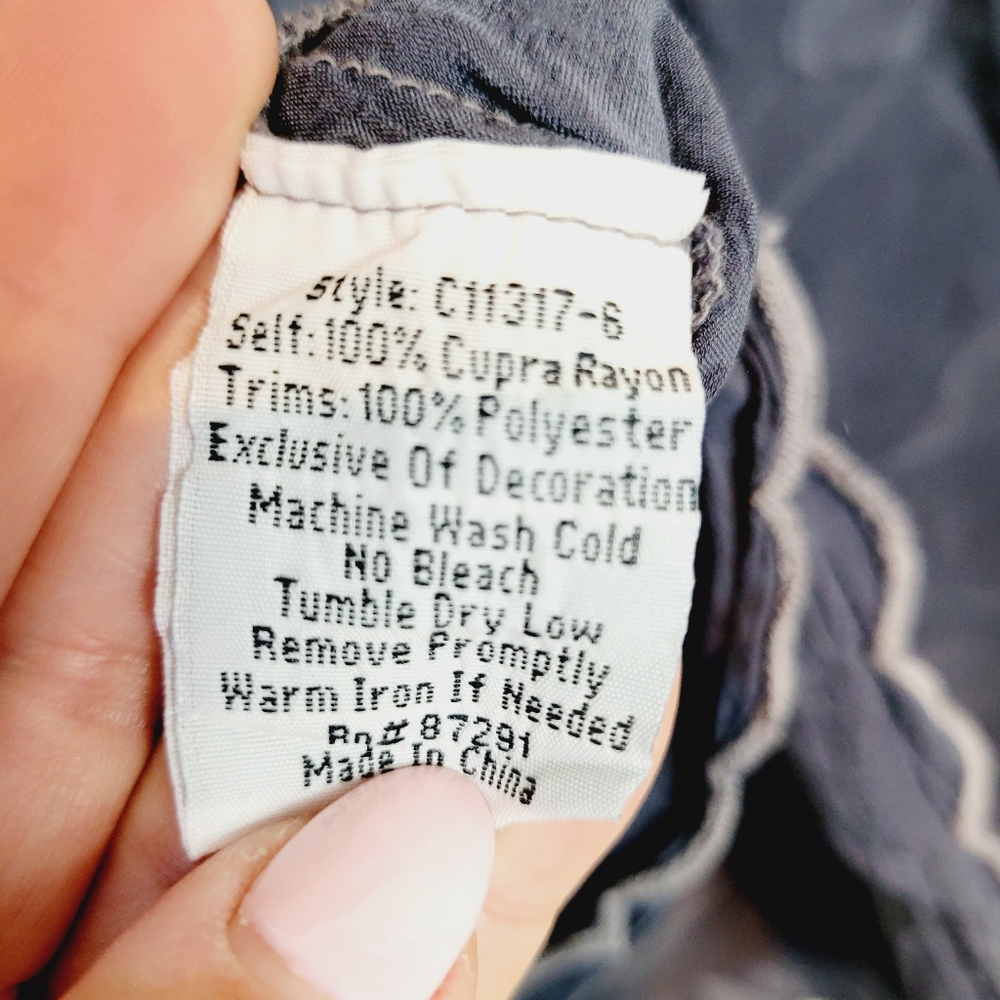 Johnny Was grey tunic - Picture 9 of 9